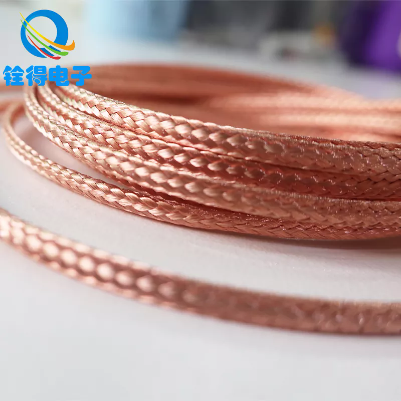 کاپر کی چوٹی بجلی کی کارکردگی کو کس طرح بڑھاتی ہے؟